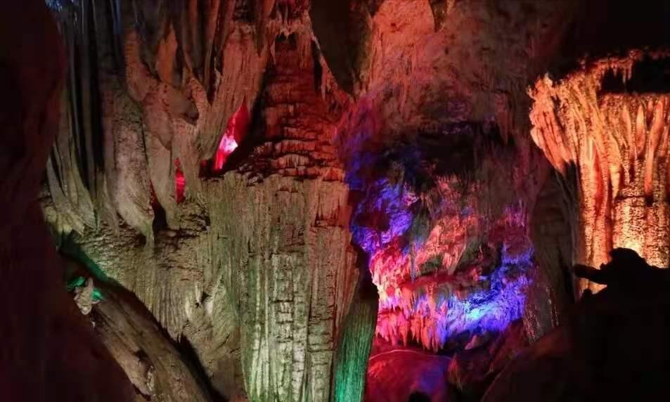 米易龙潭溶洞门票价格详解