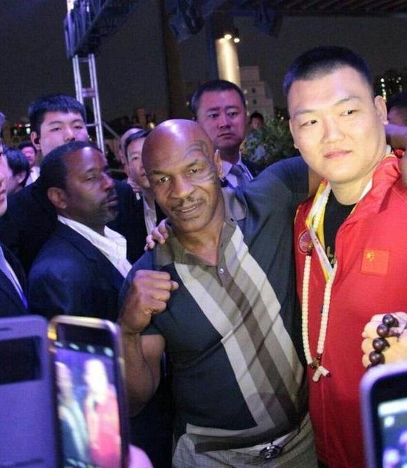 心灵探险之旅，世界最残酷的拳击比赛背后的故事与旅行意义